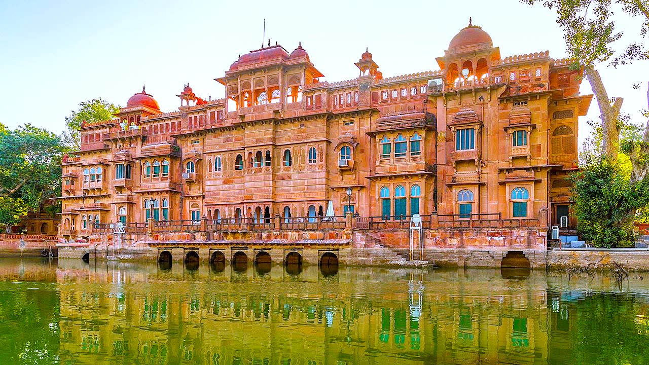 Gajner Palace — SLM project